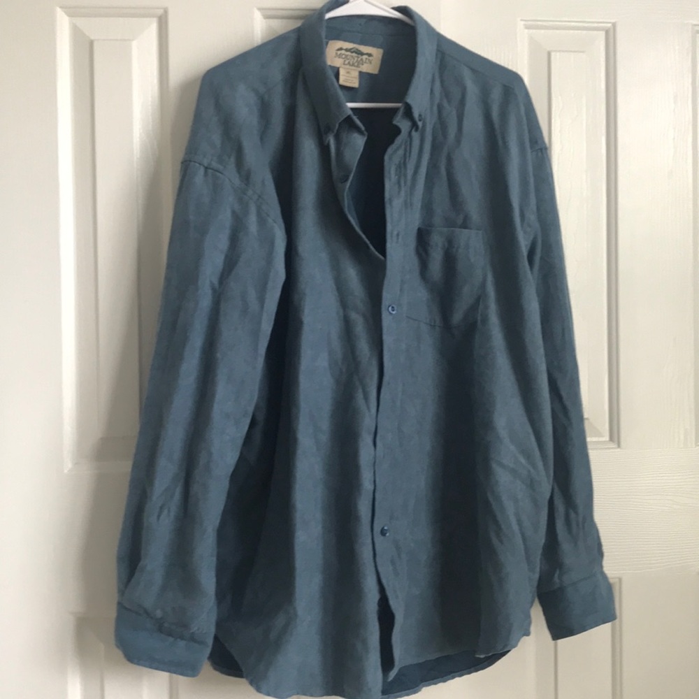 Soft button down
